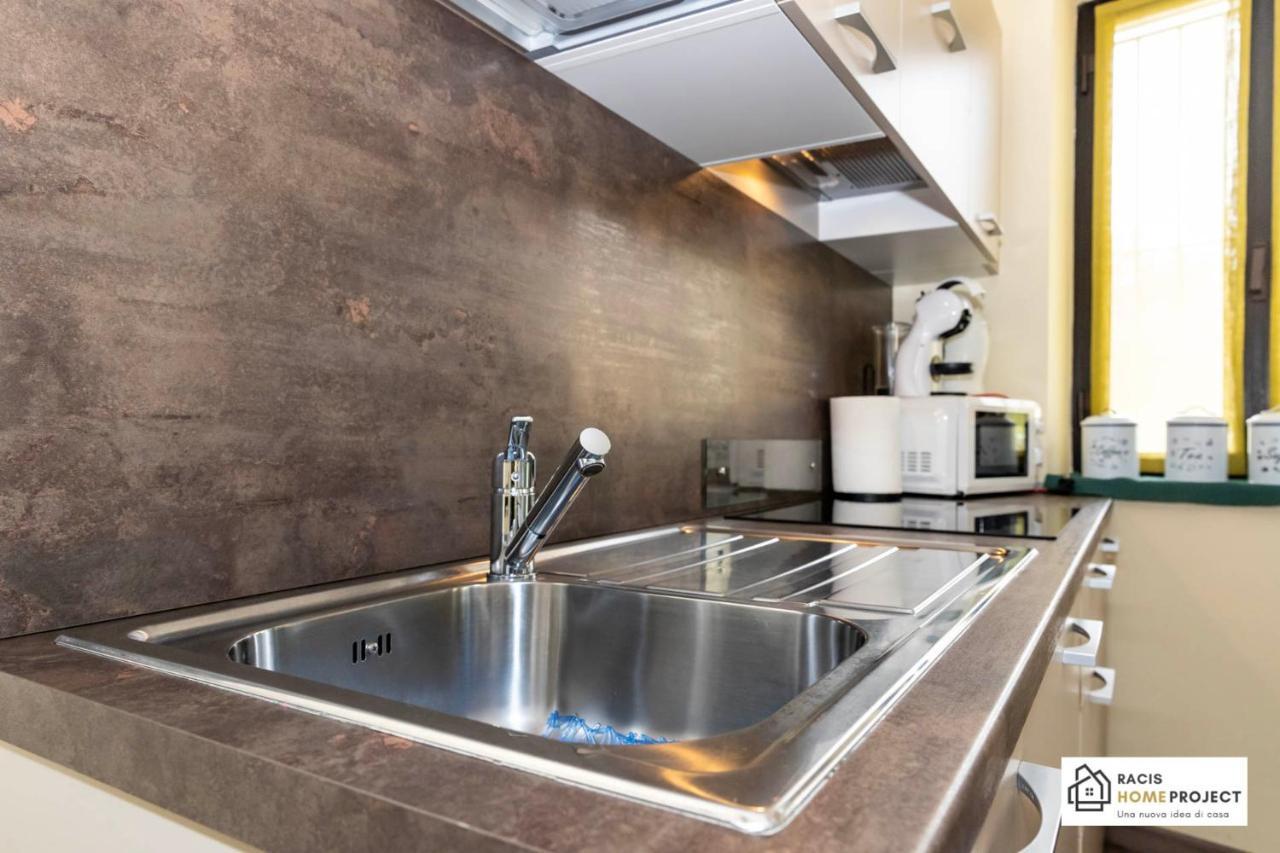 Casa Valentino - Appartamento Con Vista Madonna Del Sasso Bagian luar foto
